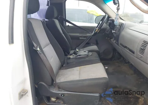 2009 Chevrolet Silverado C1500 из США, поврежденный, VIN 1GCEC14X59Z104468